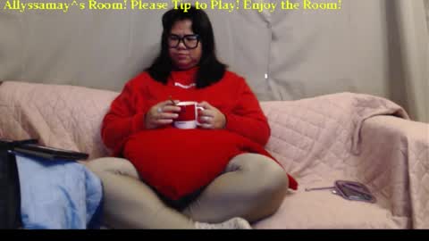 Allyssamay online show from November 2, 2025, 3:42 am