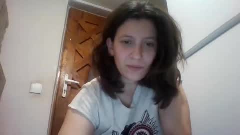Snapshot of alma_amy chatting on December 28, 2024, 9:40 pm Alma online show from December 28, 2024, 9:40 pm