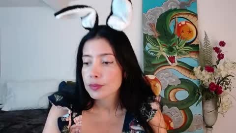 alma_art_ online show from April 6, 2026, 10:00 pm