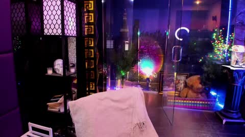 Alma online show from October 4, 2025, 9:29 am