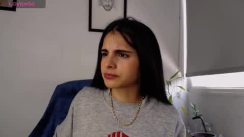 Snapshot of alma_sweet chatting on March 8, 2025, 4:39 pm Arhantxa online show from March 8, 2025, 4:39 pm