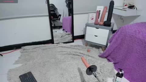 Santy online show from November 1, 2025, 12:18 pm