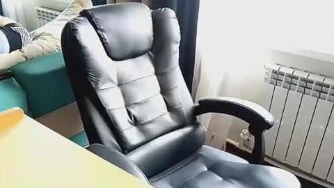 Snapshot of almirsex chatting on October 13, 2025, 11:43 am almirsex online show from October 13, 2025, 11:43 am