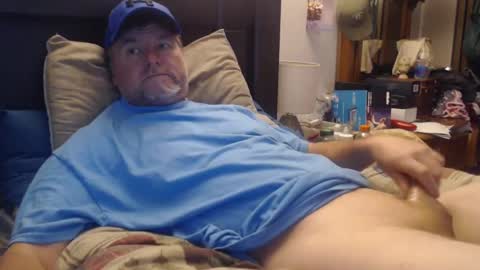 Snapshot of almostheaven chatting on January 19, 2025, 12:28 pm almostheaven online show from January 19, 2025, 12:28 pm