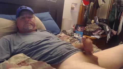 Snapshot of almostheaven chatting on March 12, 2025, 3:24 am almostheaven online show from March 12, 2025, 3:24 am