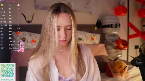 Lia online show from October 19, 2025, 3:29 am