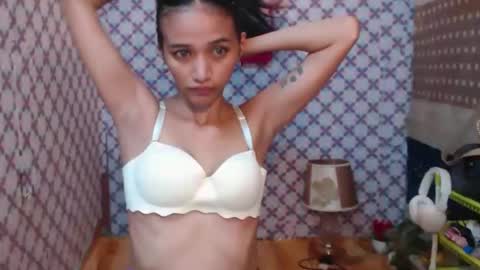 Snapshot of alondra_aleng_ereng chatting on September 17, 2025, 9:22 am Alondra  online show from September 17, 2025, 9:22 am
