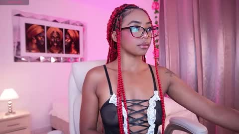 Alondra online show from January 28, 2025, 8:58 pm