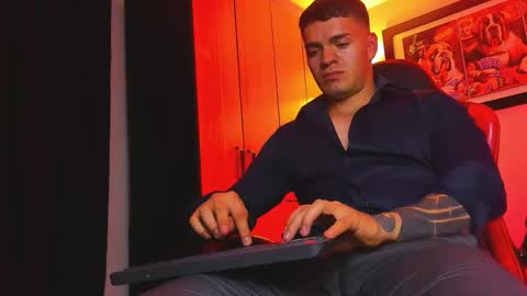 alpha_dominus_ online show from December 3, 2025, 6:21 am