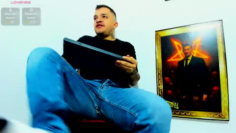 Snapshot of alpha_paganni chatting on April 24, 2026, 6:43 pm alpha paganni online show from April 24, 2026, 6:43 pm