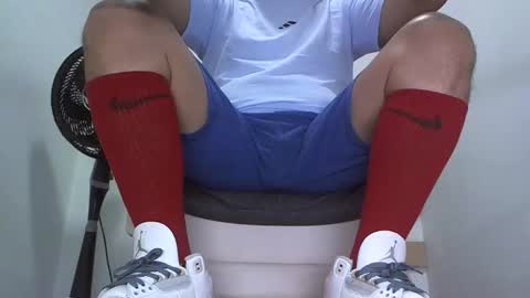 Snapshot of alphacashmaster777 chatting on September 28, 2025, 8:14 pm cashmaster findom online show from September 28, 2025, 8:14 pm