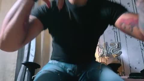 alphadrip online show from November 4, 2025, 12:15 pm