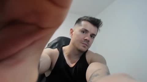 LeatherMaster online show from October 15, 2025, 6:57 am