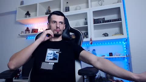 Snapshot of alphamastertodd chatting on December 30, 2024, 5:13 pm MasterTodd online show from December 30, 2024, 5:13 pm