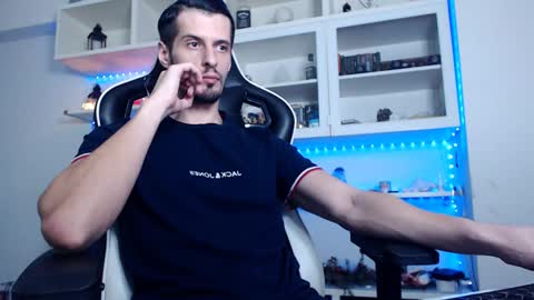 Snapshot of alphamastertodd chatting on January 22, 2025, 2:04 am MasterTodd online show from January 22, 2025, 2:04 am