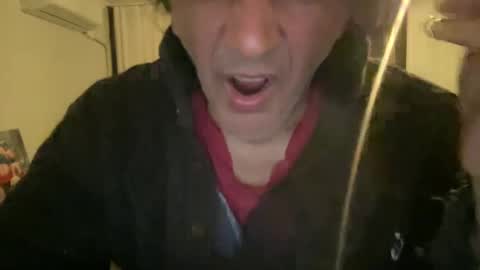 Snapshot of alphandre chatting on February 3, 2025, 5:14 pm AlphAndre online show from February 3, 2025, 5:14 pm