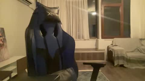 Snapshot of alphandre chatting on February 8, 2025, 6:12 pm AlphAndre online show from February 8, 2025, 6:12 pm