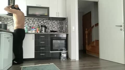 Snapshot of alphandre chatting on March 9, 2025, 7:45 am AlphAndre online show from March 9, 2025, 7:45 am