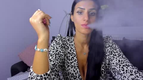 Michelle online show from September 18, 2025, 10:12 pm