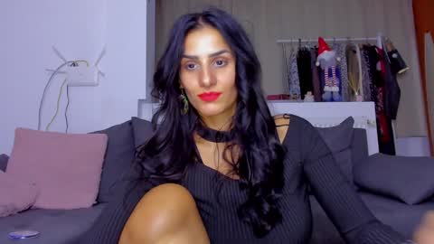 Michelle online show from October 17, 2025, 8:55 pm