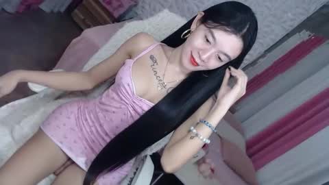 Snapshot of althea_solace69 chatting on November 4, 2025, 12:54 am Chloe- DONT FORGET TO FOLLOW MElets getting to know each other and make some love and fun online show from November 4, 2025, 12:54 am