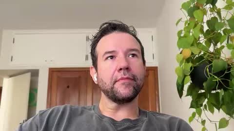 Snapshot of alto1e90br chatting on September 15, 2025, 2:28 pm alto1e90br online show from September 15, 2025, 2:28 pm