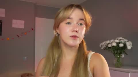 Amelia NEXT STREAM  online show from November 20, 2025, 1:44 pm