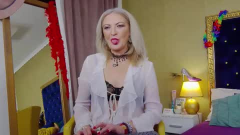 Alura Jenson online show from December 4, 2025, 8:28 pm