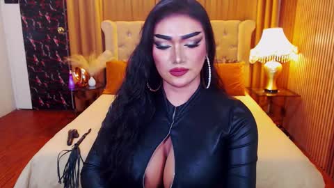 Alura Jhenson online show from November 16, 2025, 1:22 am