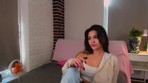 Snapshot of alvabierl chatting on September 9, 2025, 12:05 pm Amelia online show from September 9, 2025, 12:05 pm