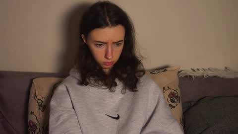 alvanalbach online show from November 6, 2025, 8:26 am