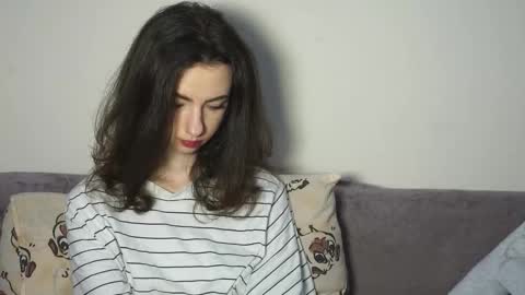 alvanalbach online show from November 7, 2025, 10:15 am