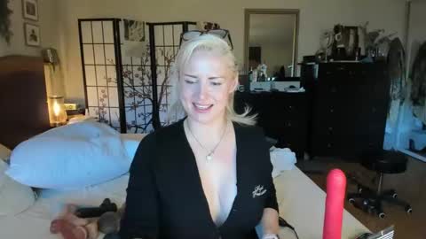 Snapshot of alwaysaffirming chatting on September 29, 2025, 7:30 pm AlwaysAffirming online show from September 29, 2025, 7:30 pm