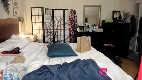 Snapshot of alwaysaffirming chatting on October 22, 2025, 9:25 pm AlwaysAffirming online show from October 22, 2025, 9:25 pm