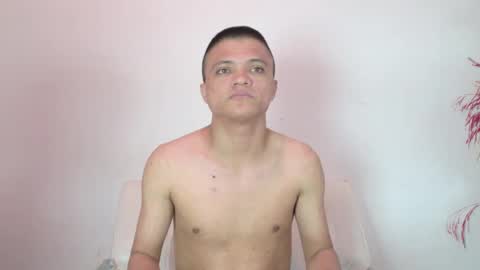 aly_n_sebas online show from April 12, 2026, 1:54 am