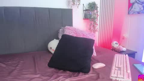 Snapshot of aly_nucita_2 chatting on February 12, 2025, 5:37 am Im back 3 follow me on instagram na misuan online show from February 12, 2025, 5:37 am