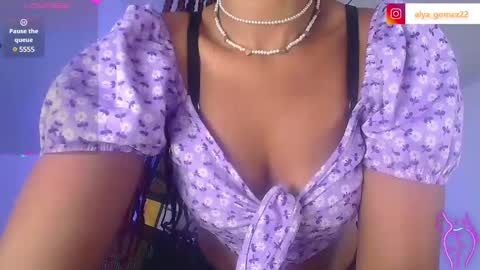   online show from December 20, 2024, 8:45 pm