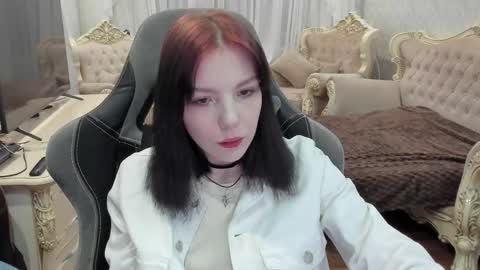 alyaska_yang online show from June 1, 2026, 5:25 pm