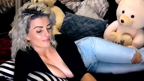 aly online show from December 11, 2024, 1:28 pm