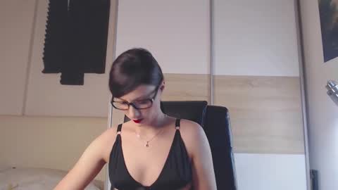 Alice online show from February 19, 2025, 2:01 pm