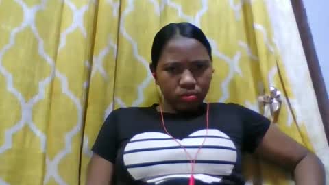 alydiah816442 online show from May 15, 2026, 8:32 am