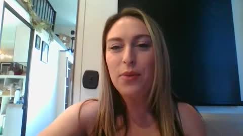 alyjeanne0420 online show from January 10, 2026, 9:30 pm