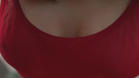 Snapshot of alyonaqueen_ chatting on November 12, 2025, 8:30 pm Alyona online show from November 12, 2025, 8:30 pm