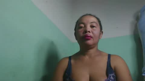 alypierette online show from May 1, 2026, 2:38 am