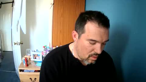 alyr7 online show from May 8, 2026, 9:03 am