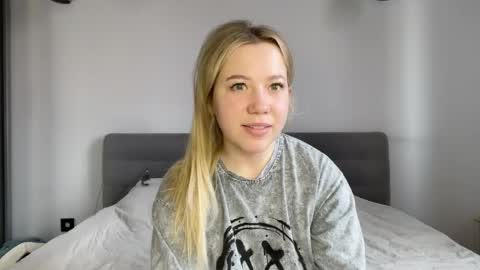 Al online show from April 14, 2026, 5:57 am