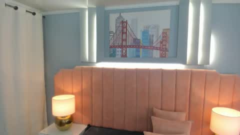 Alys  online show from September 30, 2025, 3:00 am