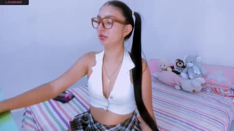 Snapshot of alyson0001 chatting on October 2, 2025, 7:54 pm allyson online show from October 2, 2025, 7:54 pm