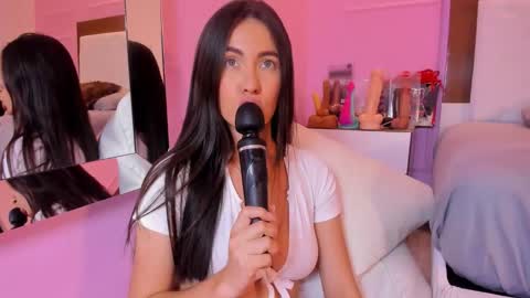 alysonjackson online show from February 9, 2026, 7:40 pm