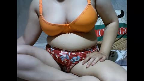 Snapshot of alyssa_hope chatting on October 2, 2025, 8:10 am alyssa_hope online show from October 2, 2025, 8:10 am